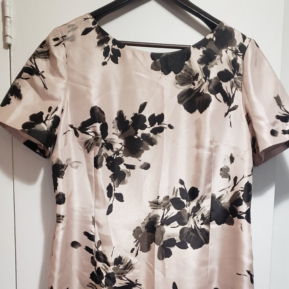 Jacques Vert formal silk dress with flower details